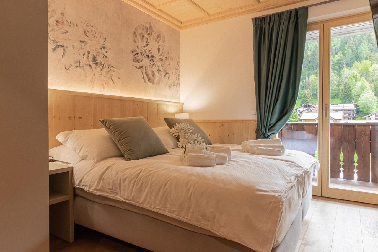 Suite Italy Pinzolo Due Giustino ภายนอก รูปภาพ