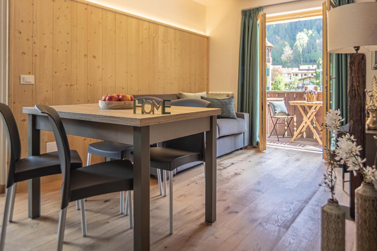Suite Italy Pinzolo Due Giustino ภายนอก รูปภาพ