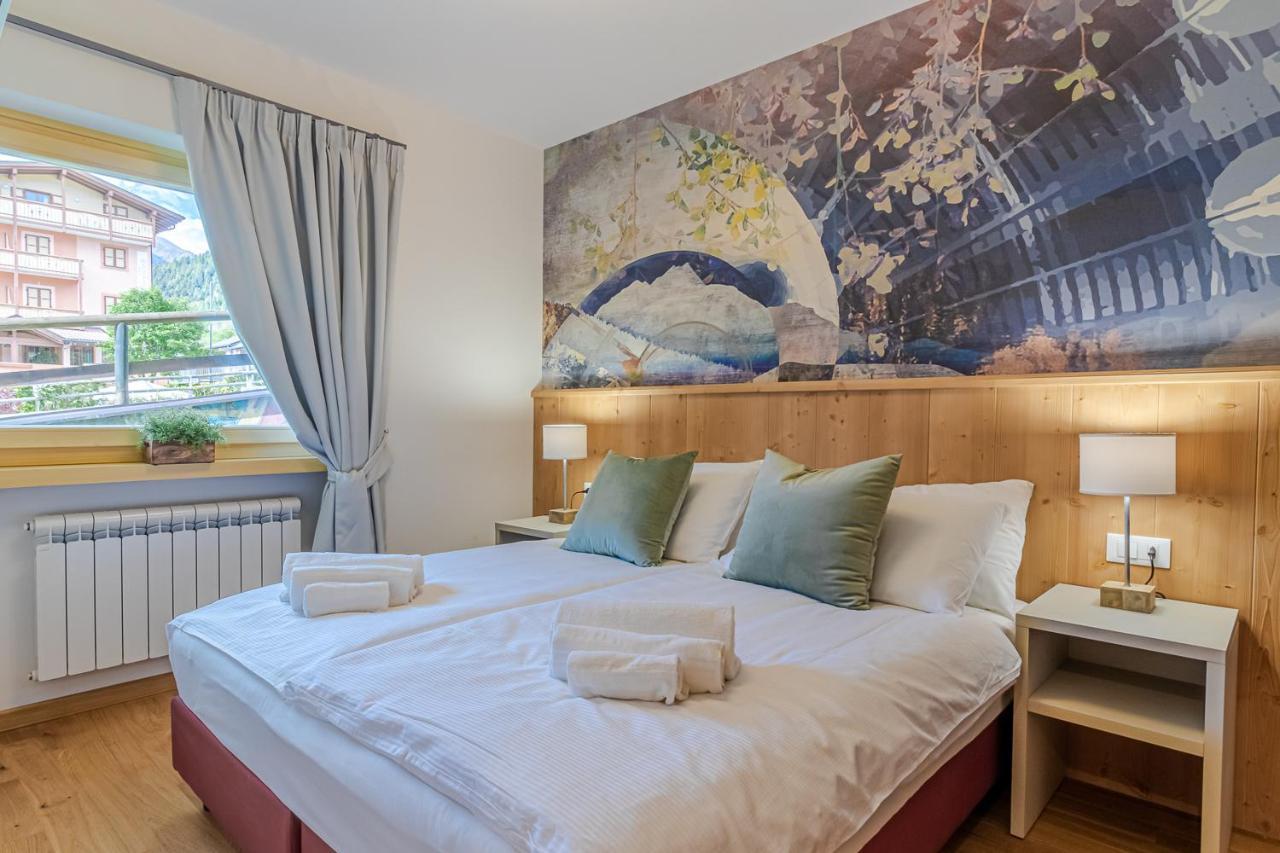 Suite Italy Pinzolo Due Giustino ภายนอก รูปภาพ