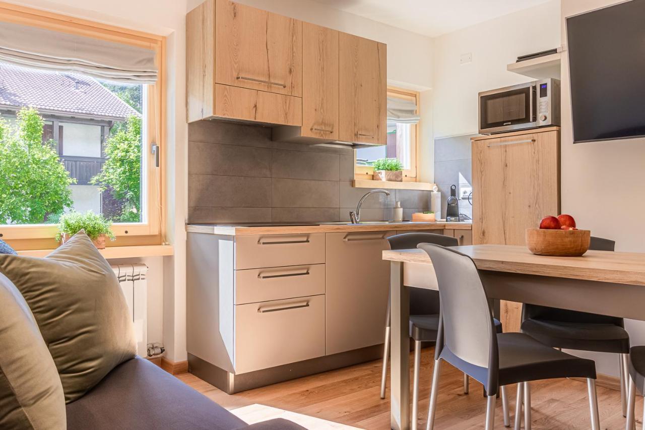 Suite Italy Pinzolo Due Giustino ภายนอก รูปภาพ
