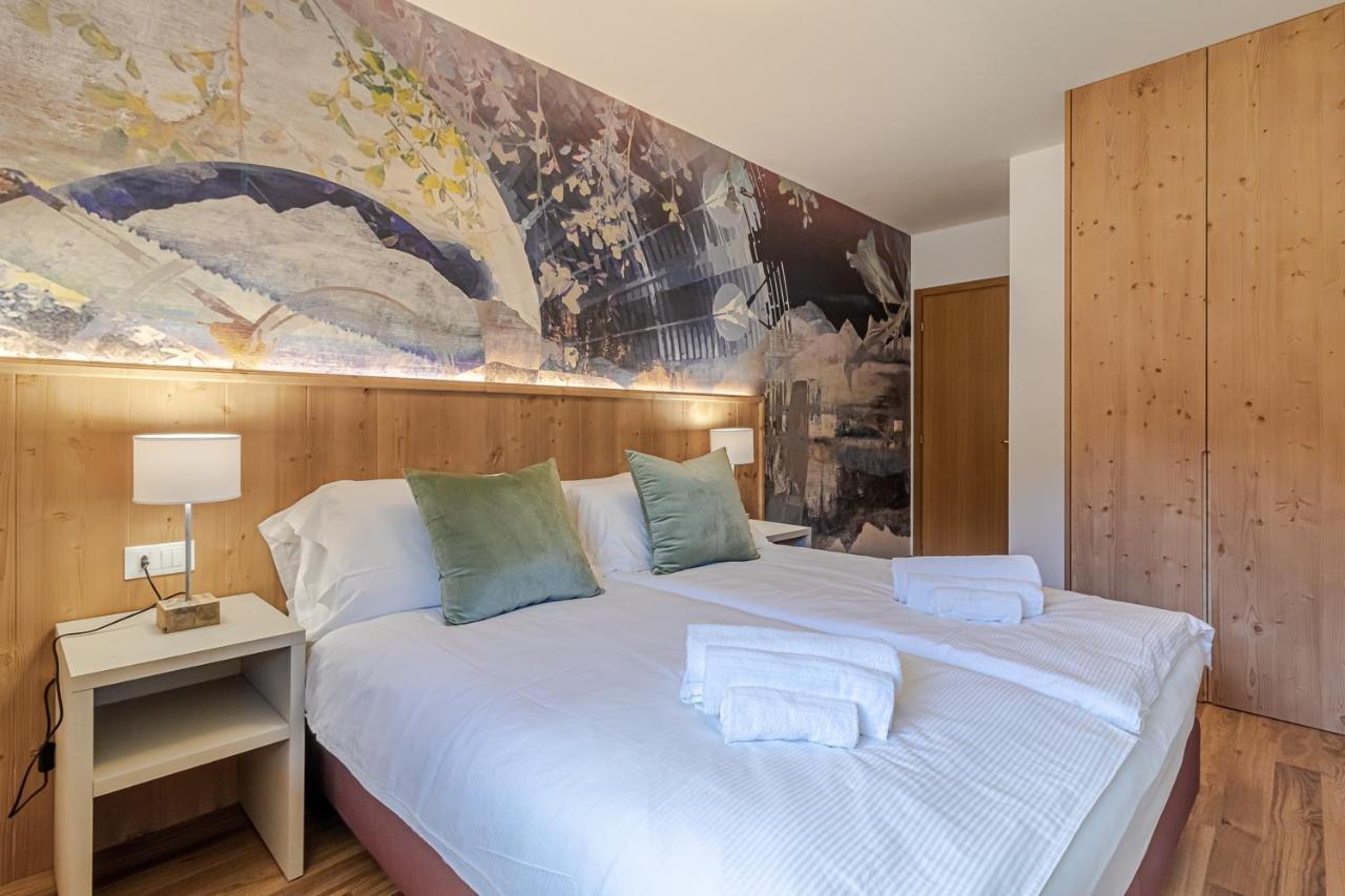 Suite Italy Pinzolo Due Giustino ภายนอก รูปภาพ