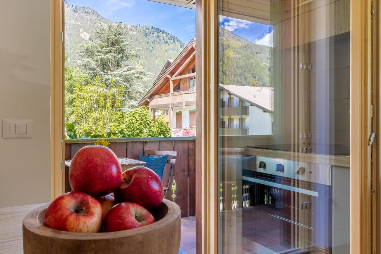 Suite Italy Pinzolo Due Giustino ภายนอก รูปภาพ