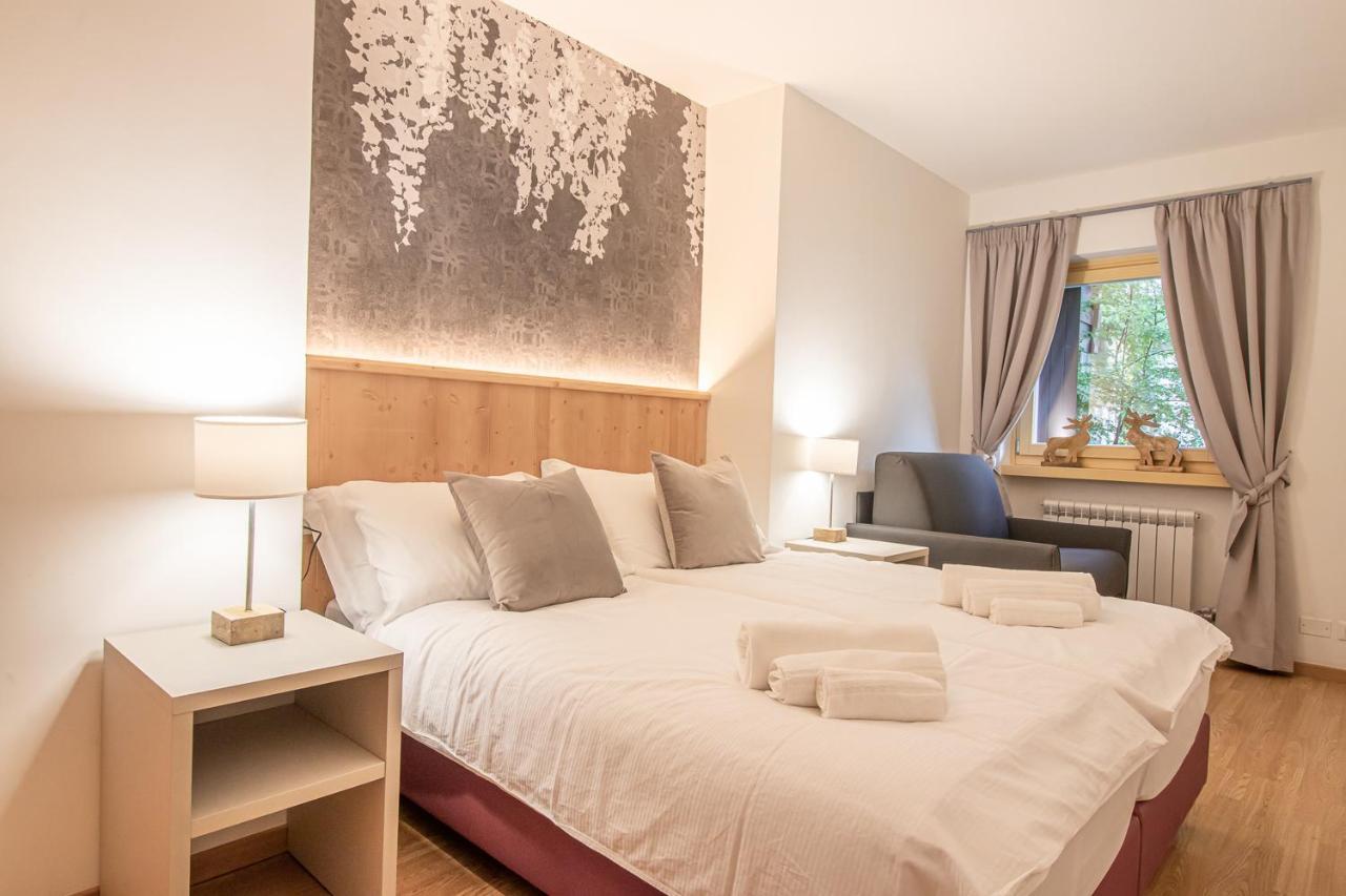 Suite Italy Pinzolo Due Giustino ภายนอก รูปภาพ