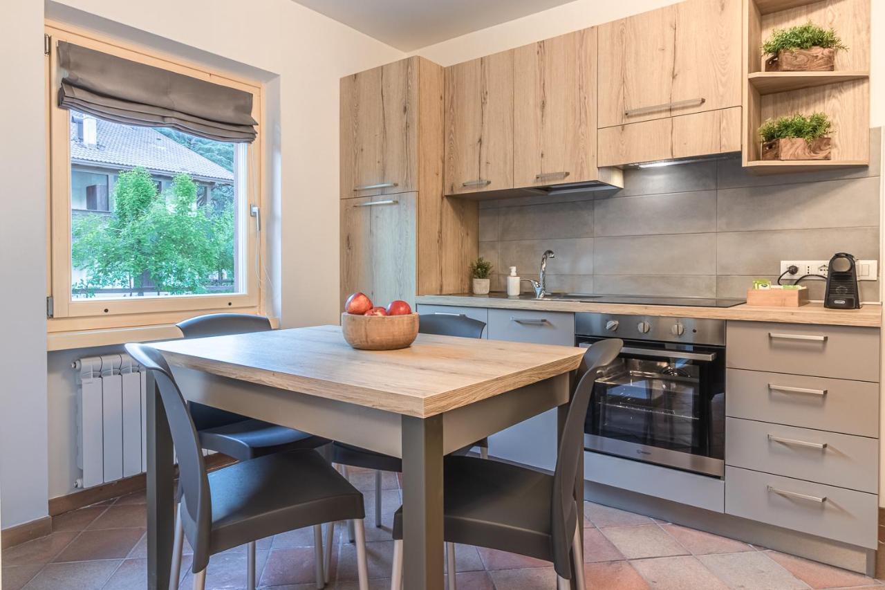 Suite Italy Pinzolo Due Giustino ภายนอก รูปภาพ
