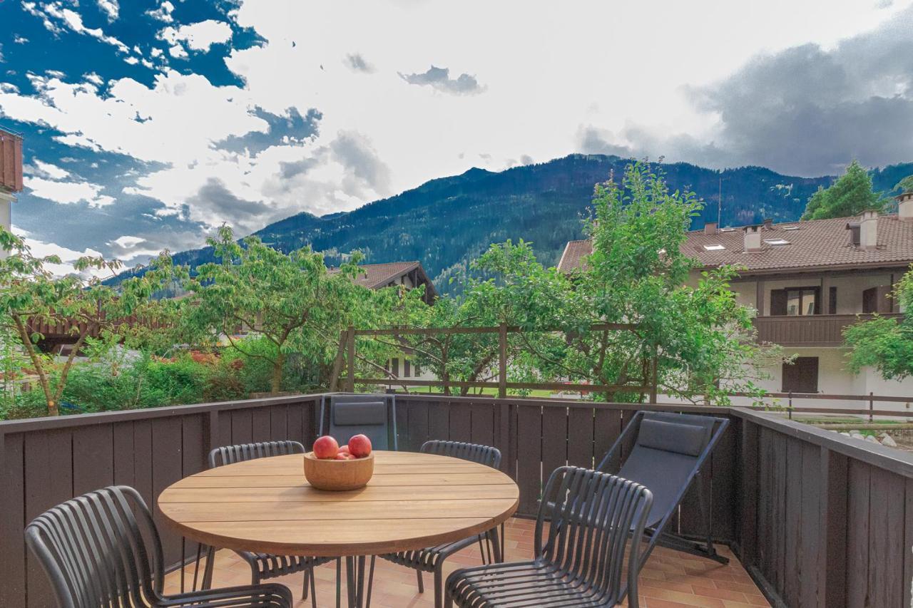 Suite Italy Pinzolo Due Giustino ภายนอก รูปภาพ