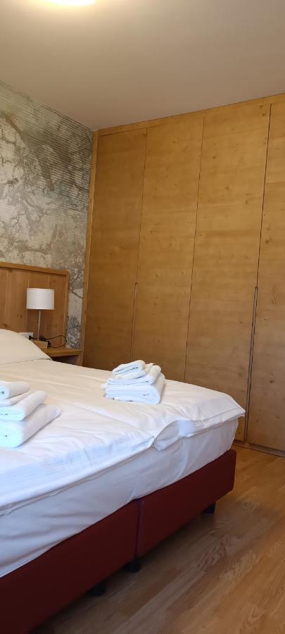 Suite Italy Pinzolo Due Giustino ภายนอก รูปภาพ